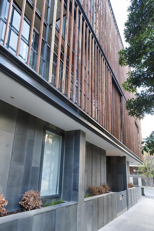 Orange Stay Townhouses Melbourne Exterior photo